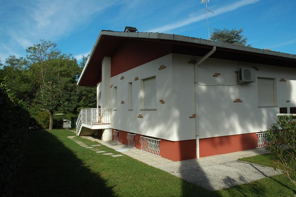 Villa Clara Lignano Sabbiadoro Exterior photo